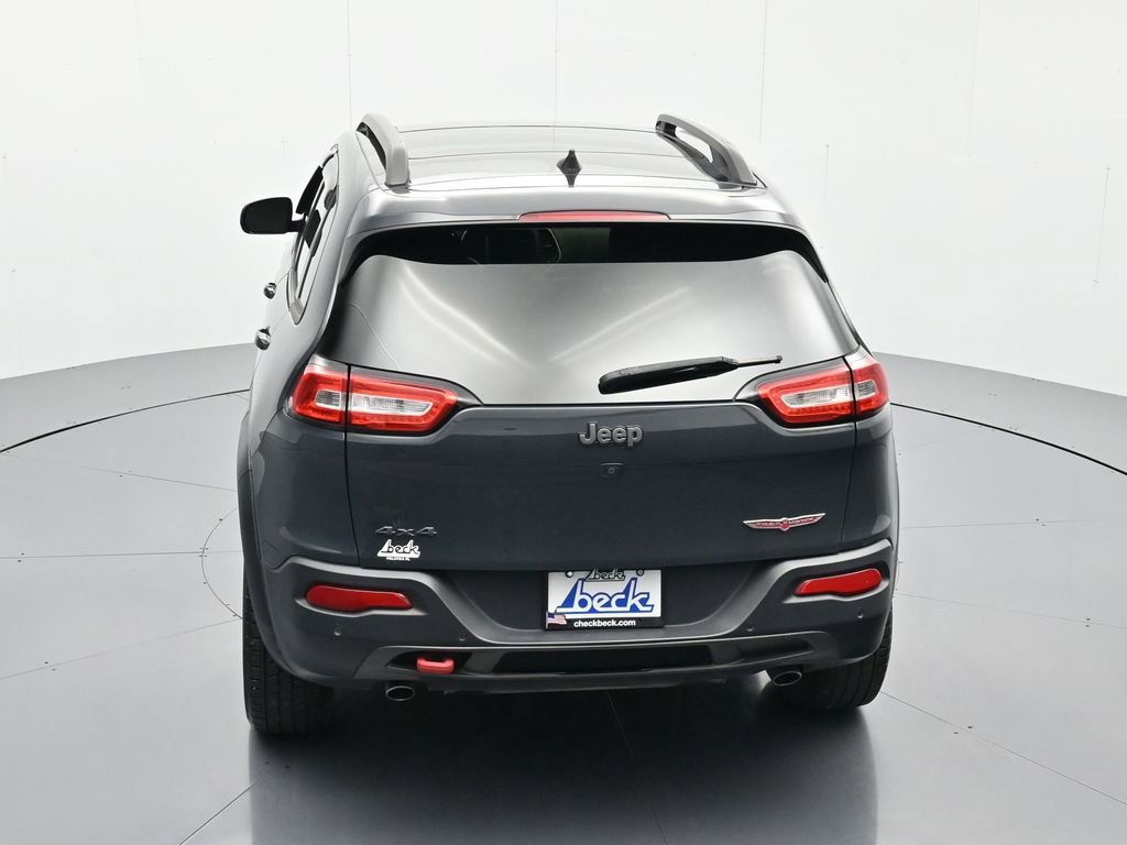 Used 2016 Jeep Cherokee Trailhawk w/ Comfort/Convenience Group AWD/4WD image 34