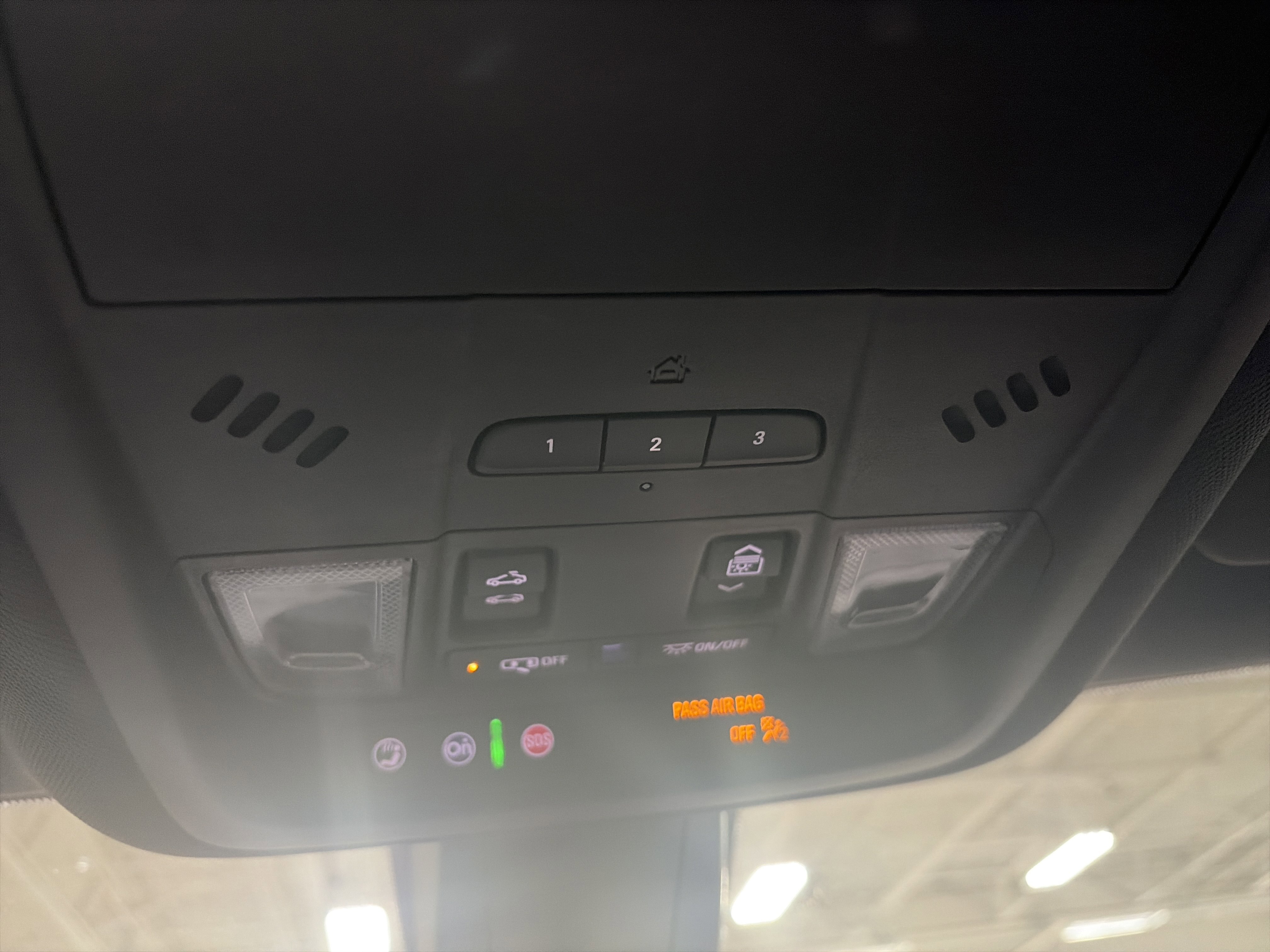 Used 2020 Chevrolet Blazer RS image 25