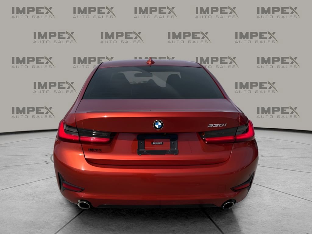 Used 2021 BMW 330i Sedan w/ Premium Package image 4