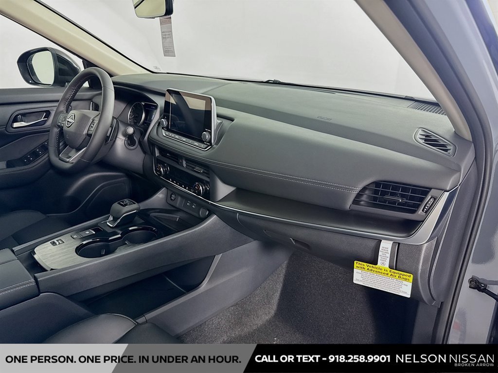 New 2026 Nissan Rogue Dark Armor FWD image 27