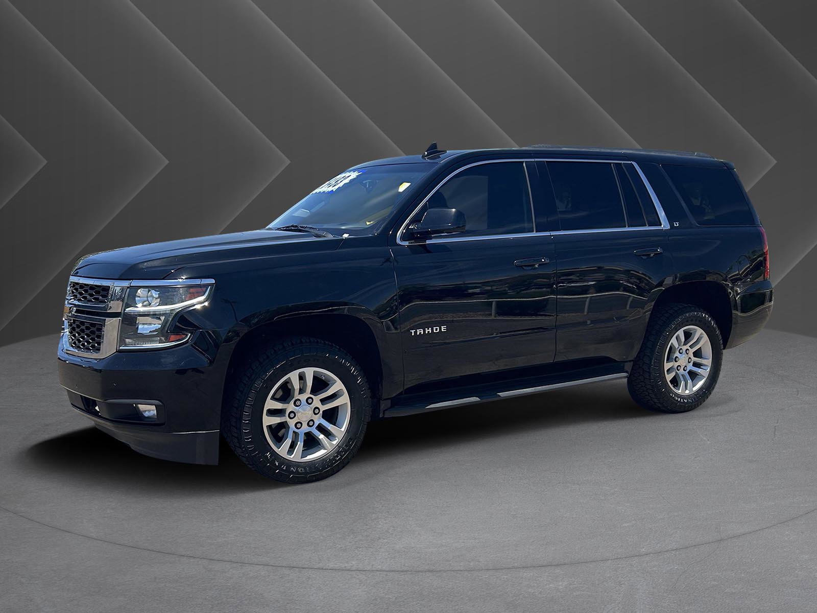 Certified 2020 Chevrolet Tahoe LT w/ Luxury Package AWD/4WD image 34
