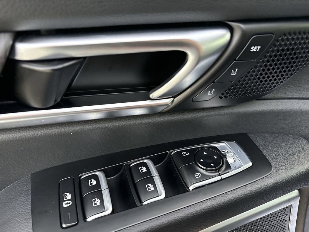 Used 2024 Kia Telluride SX image 26