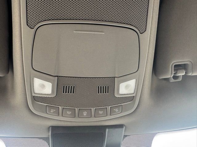 Used 2019 Ford F150 XLT w/ Equipment Group 302A Luxury AWD/4WD image 18