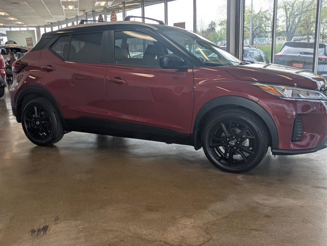 Certified 2023 Nissan Kicks SV w/ Interior Electronics Package image 11