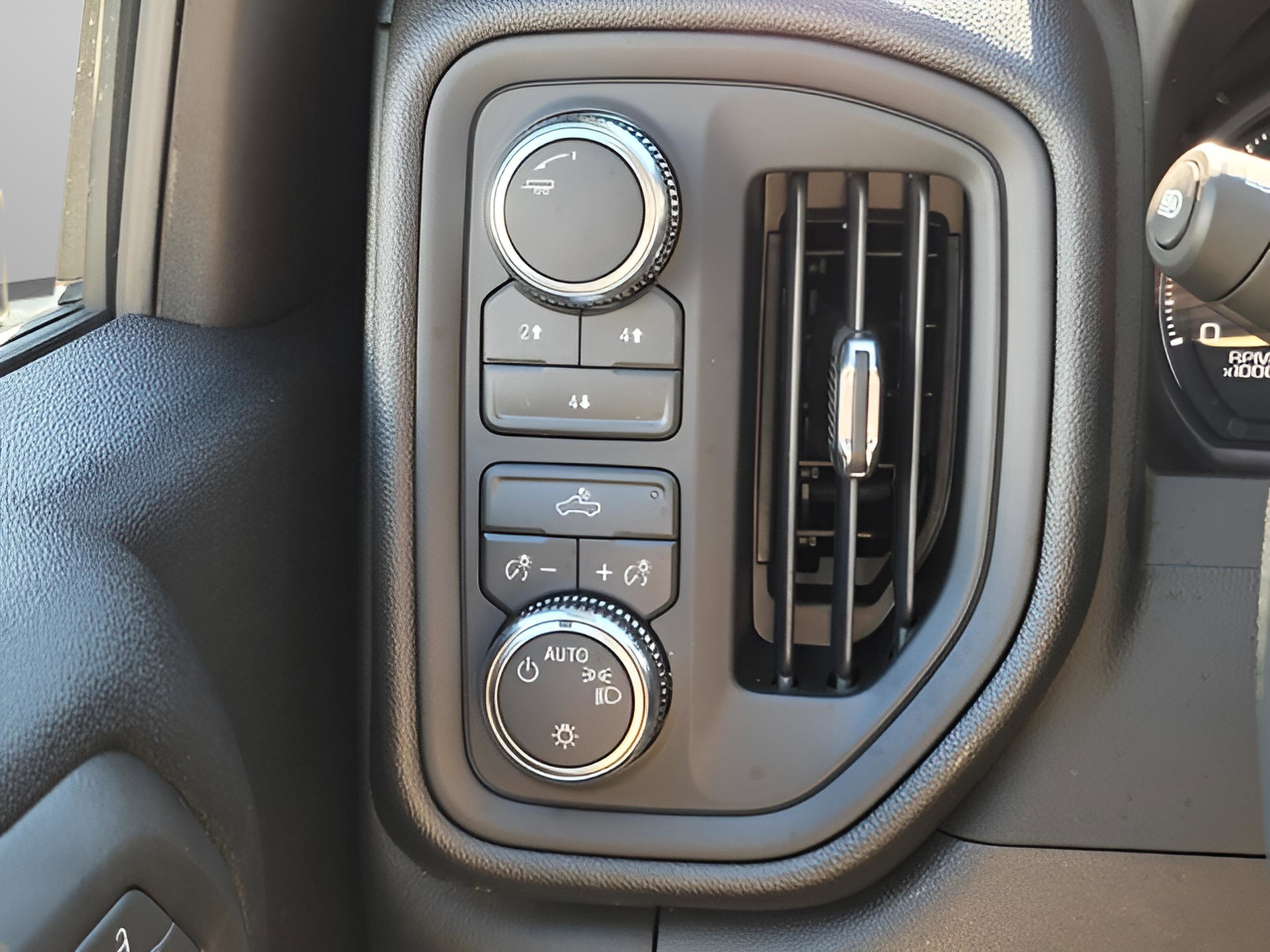 New 2026 GMC Sierra 2500 Pro image 31