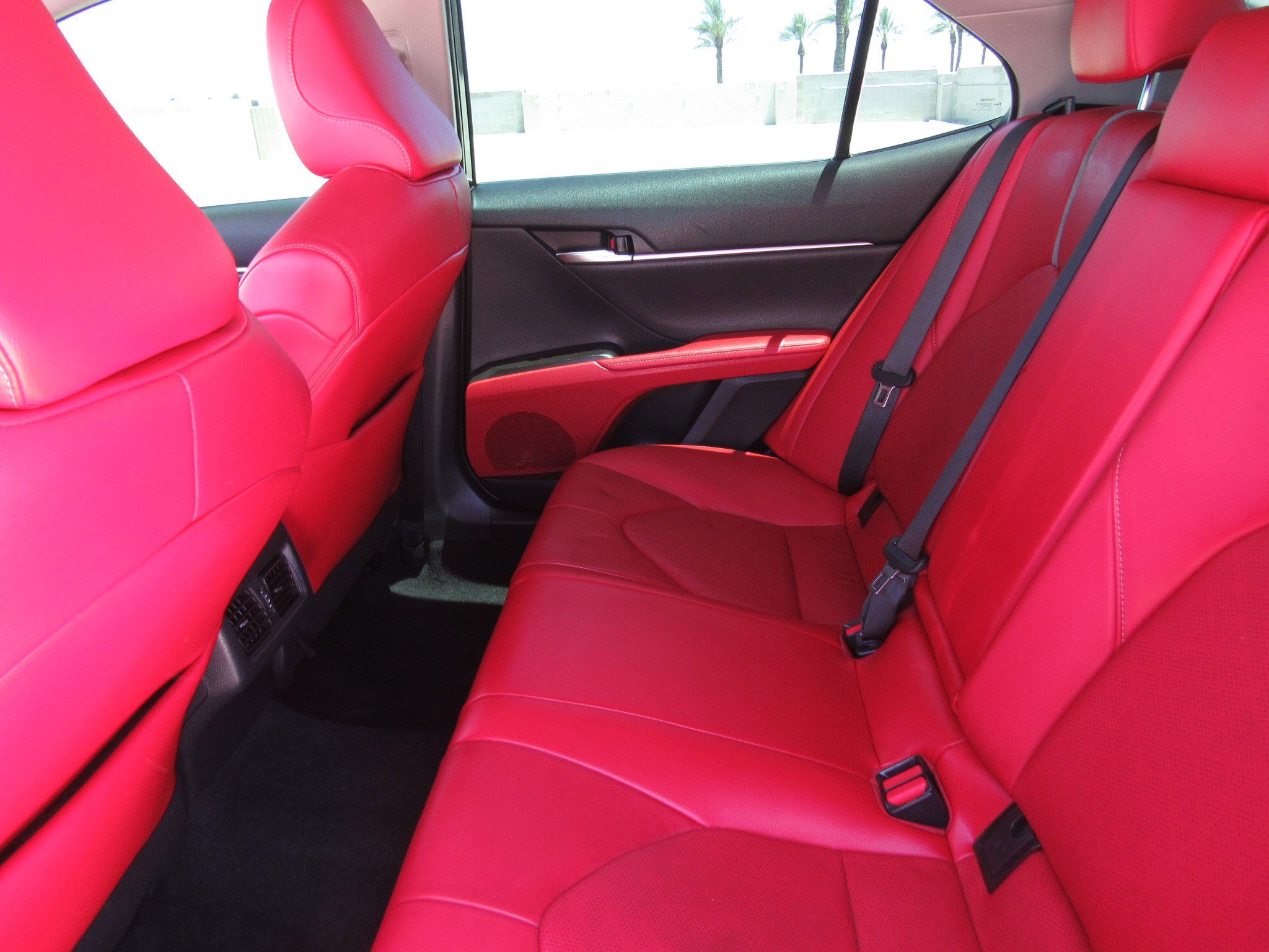 Used 2021 Toyota Camry XSE FWD image 13