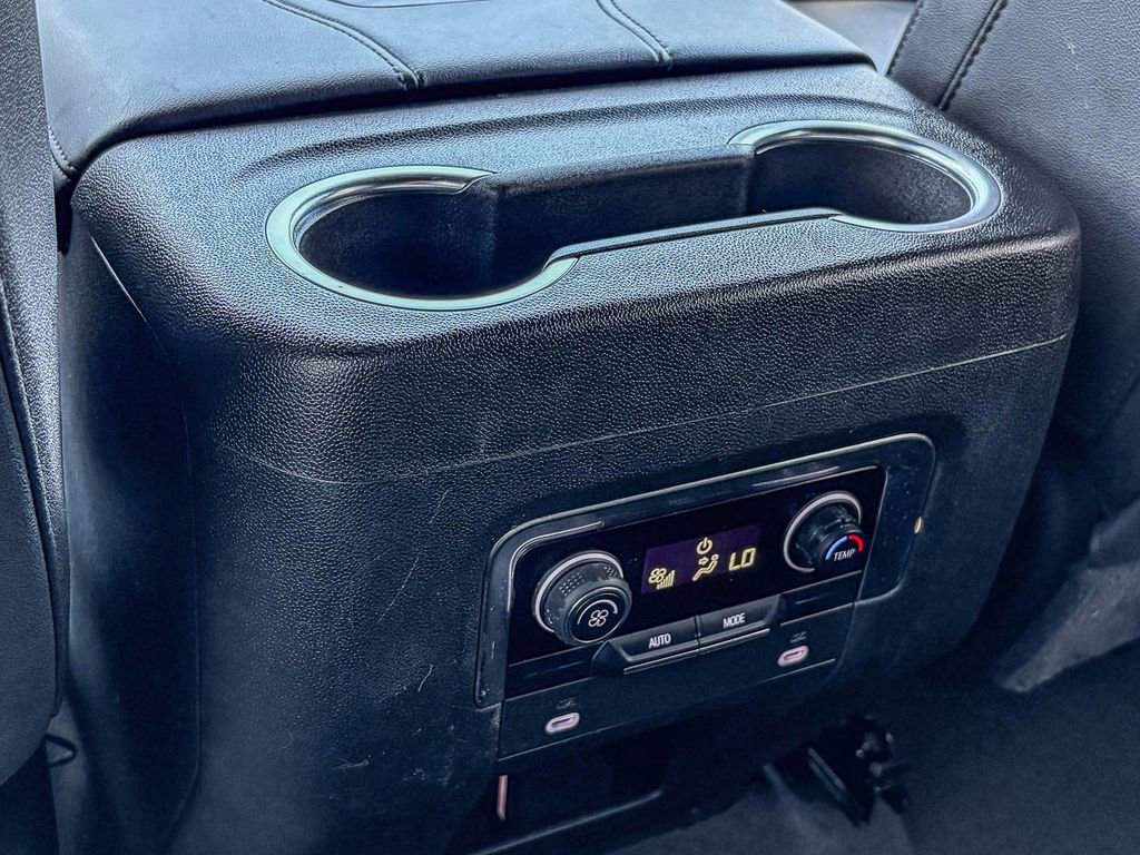 Used 2021 Chevrolet Tahoe Z71 image 23