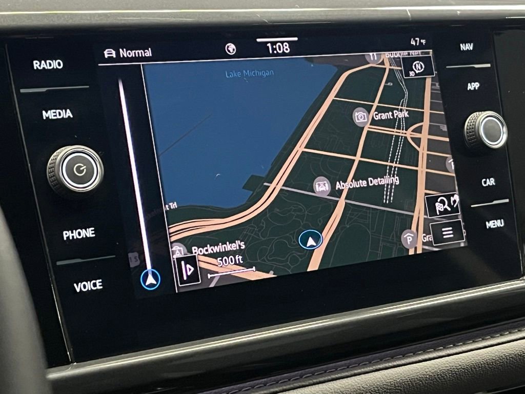 Used 2023 Volkswagen Taos SEL image 29