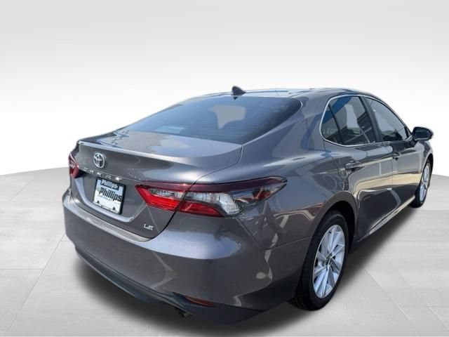 Used 2023 Toyota Camry LE w/ Convenience Package FWD image 13
