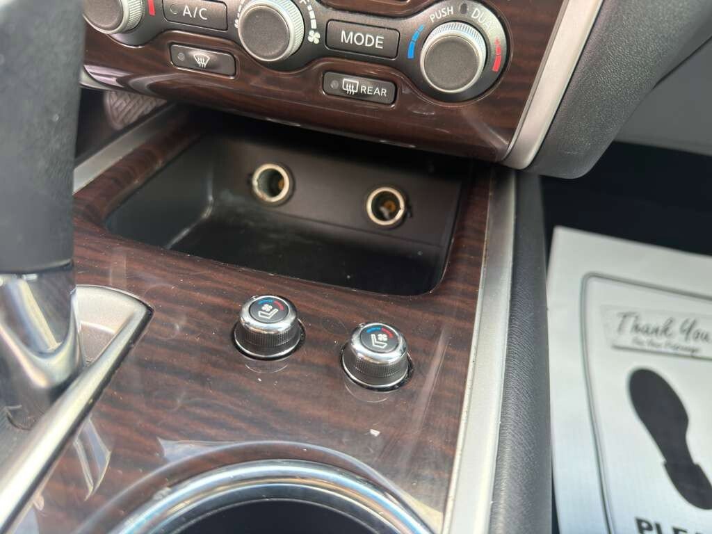 Used 2014 Nissan Pathfinder Platinum w/ Platinum Premium Package image 17