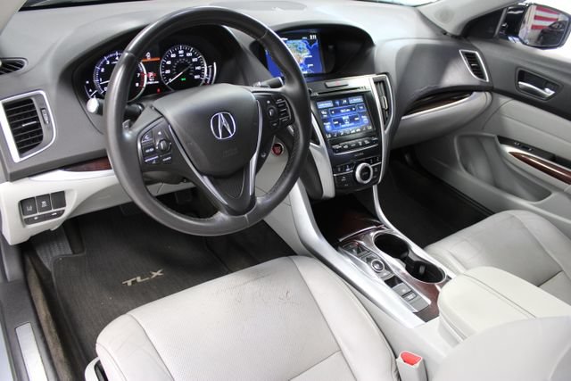 Used 2015 Acura TLX V6 w/ Technology Package FWD image 8