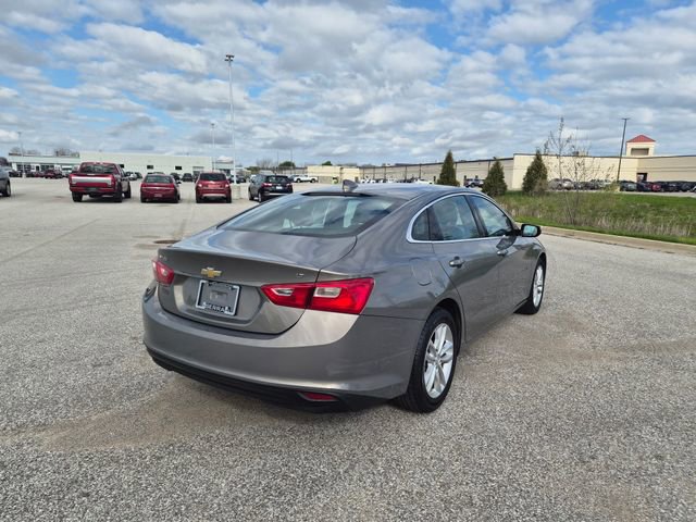 Used 2017 Chevrolet Malibu LT FWD image 5