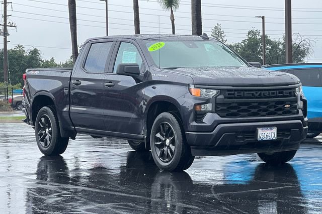 Used 2023 Chevrolet Silverado 1500 Custom image 2