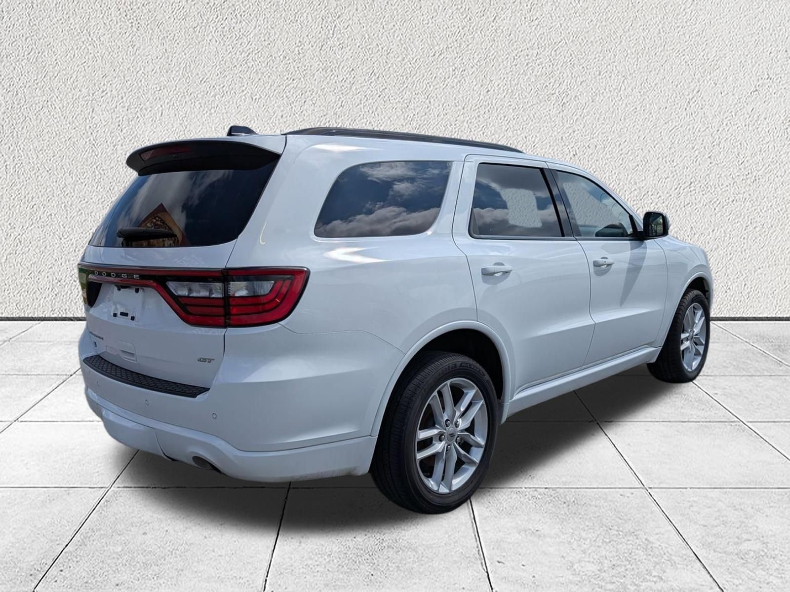 Used 2024 Dodge Durango GT image 3