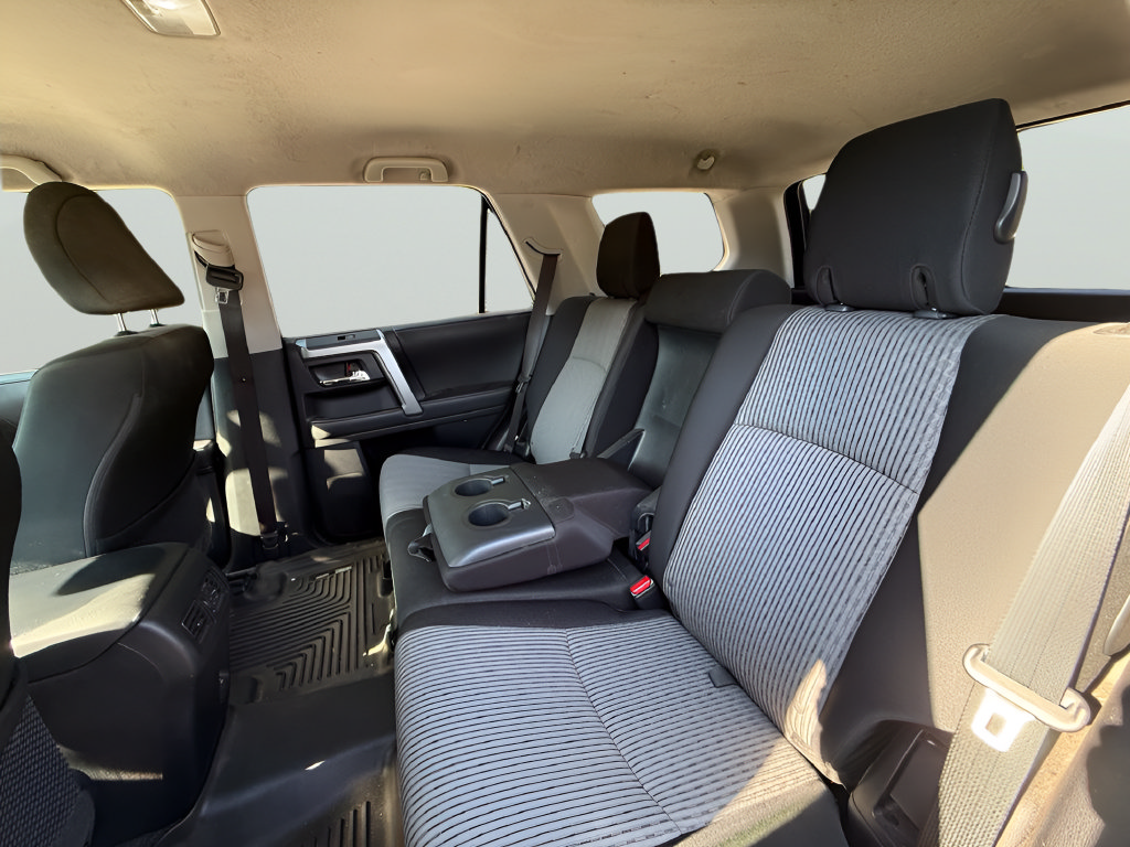 Used 2022 Toyota 4Runner SR5 RWD image 11
