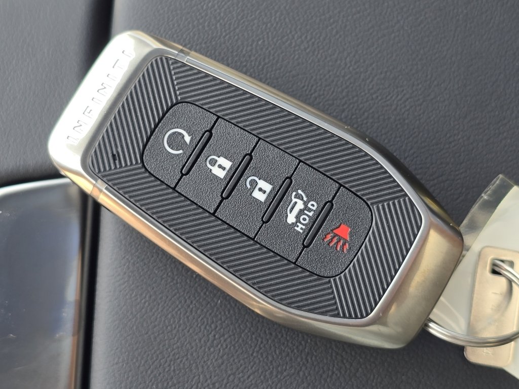 New 2026 INFINITI QX80 Autograph image 36