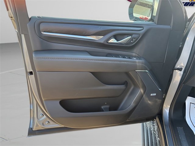 Used 2022 GMC Yukon XL Denali image 6