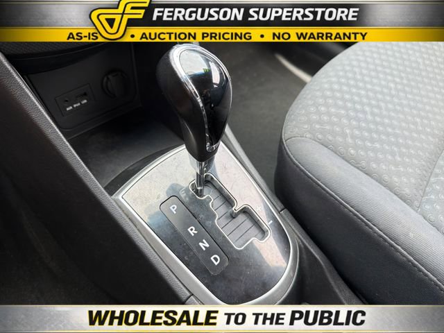 Used 2012 Hyundai Accent SE FWD image 14