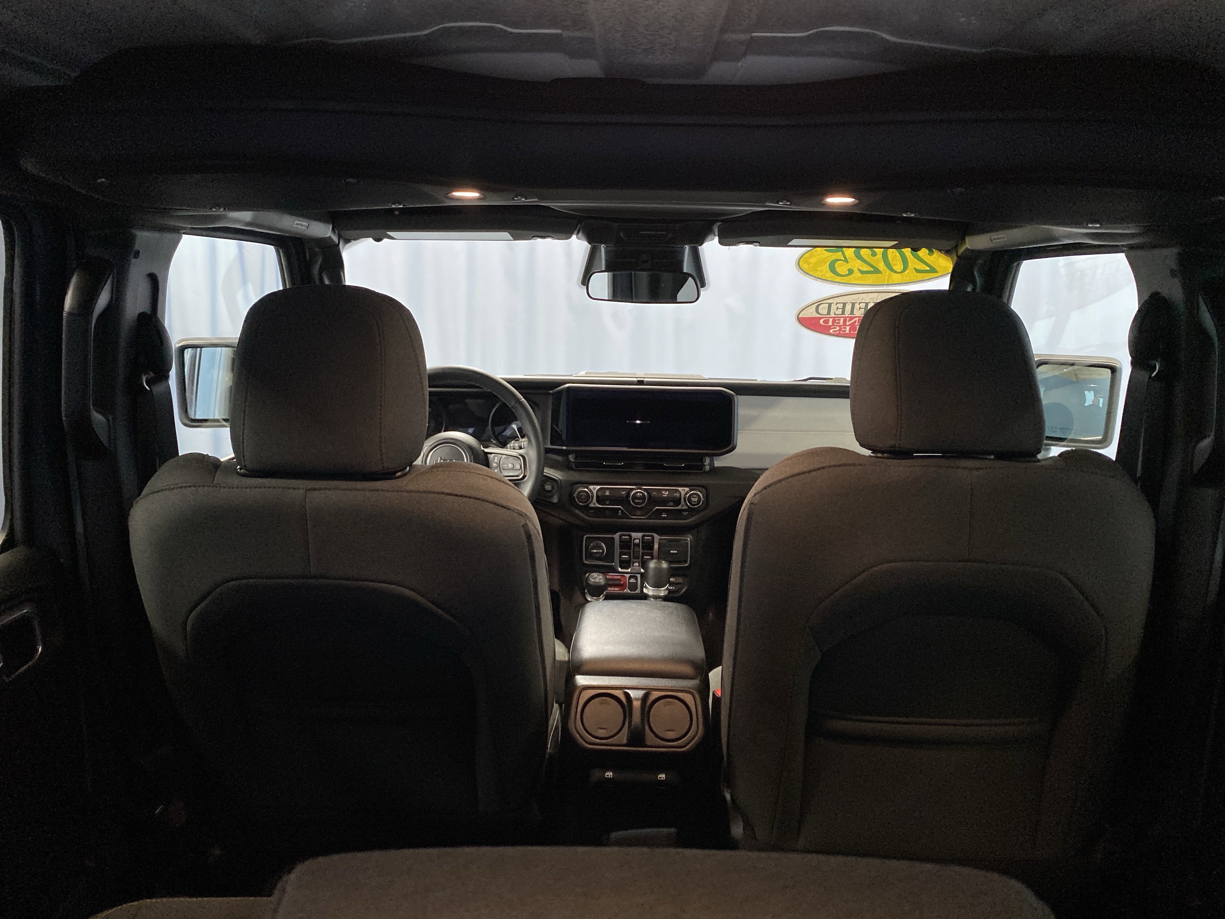 Certified 2025 Jeep Wrangler Willys image 34