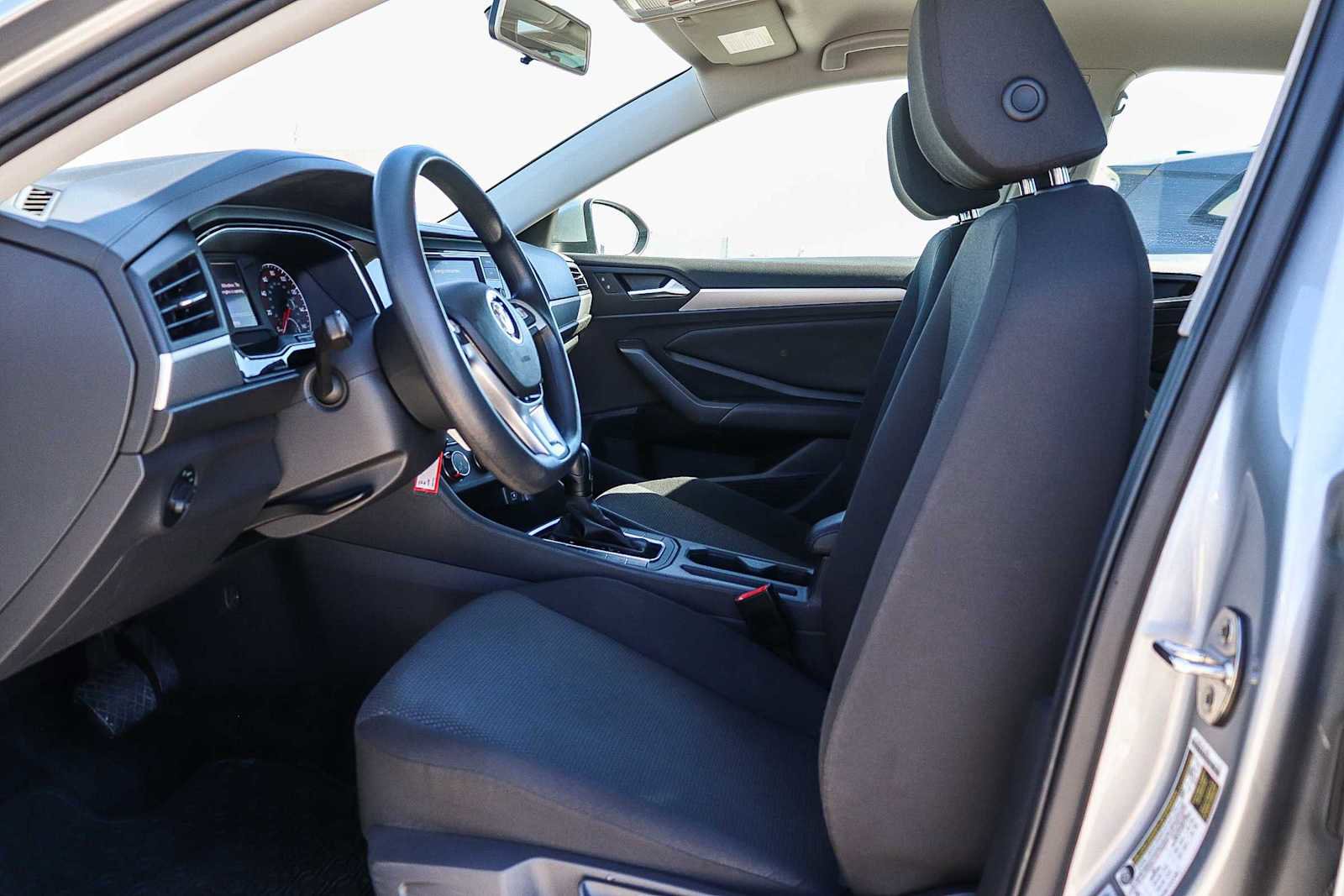 Used 2019 Volkswagen Jetta S w/ Driver Assistance Package image 18