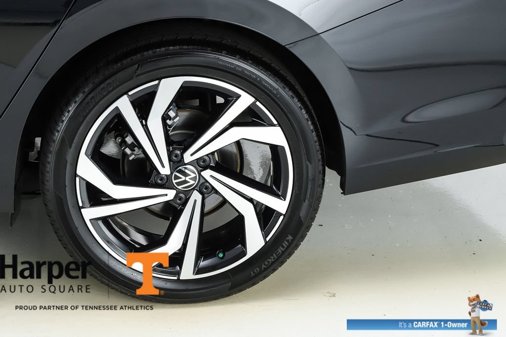 Used 2025 Volkswagen Jetta SEL FWD image 46
