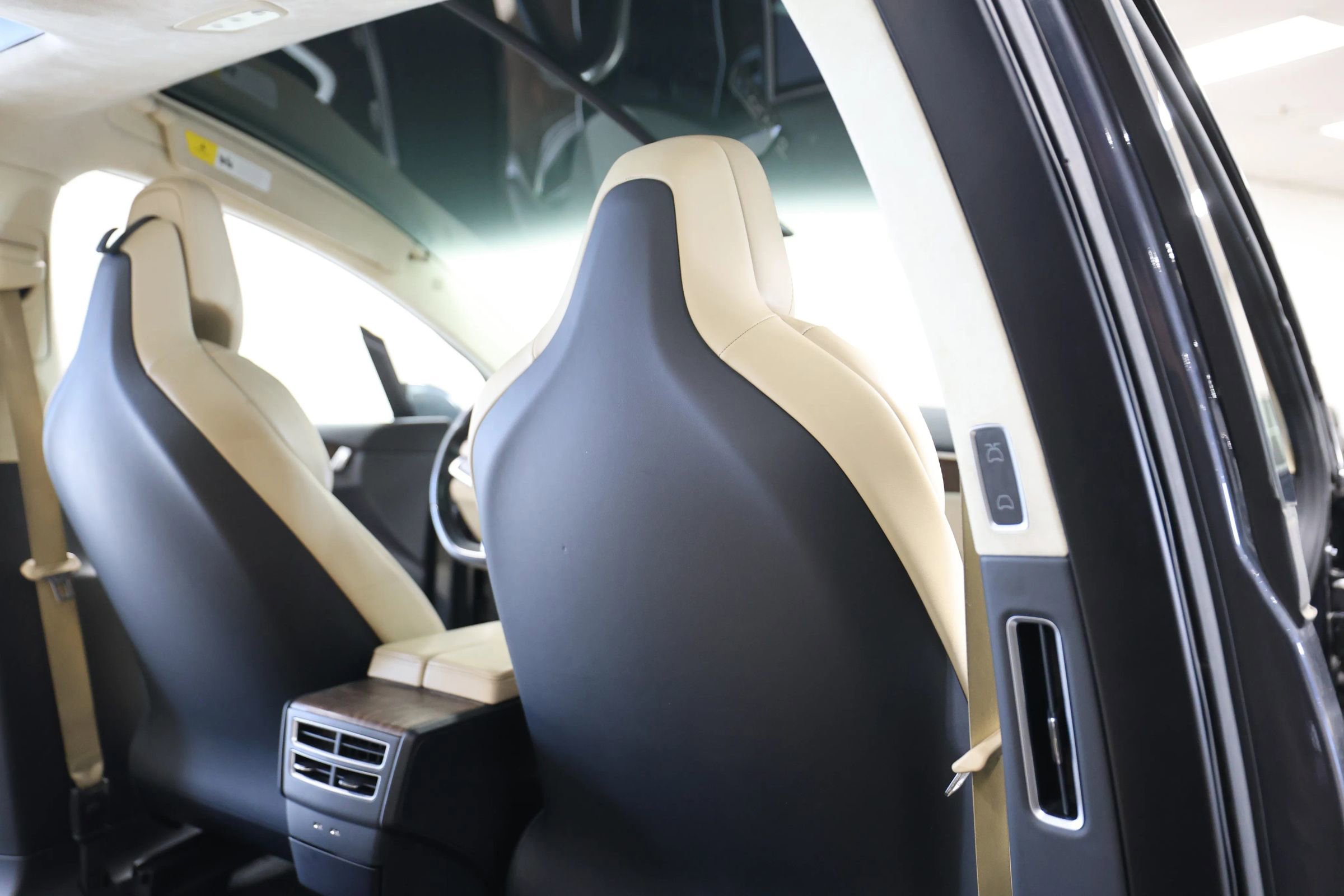 Used 2017 Tesla Model X 100D image 41