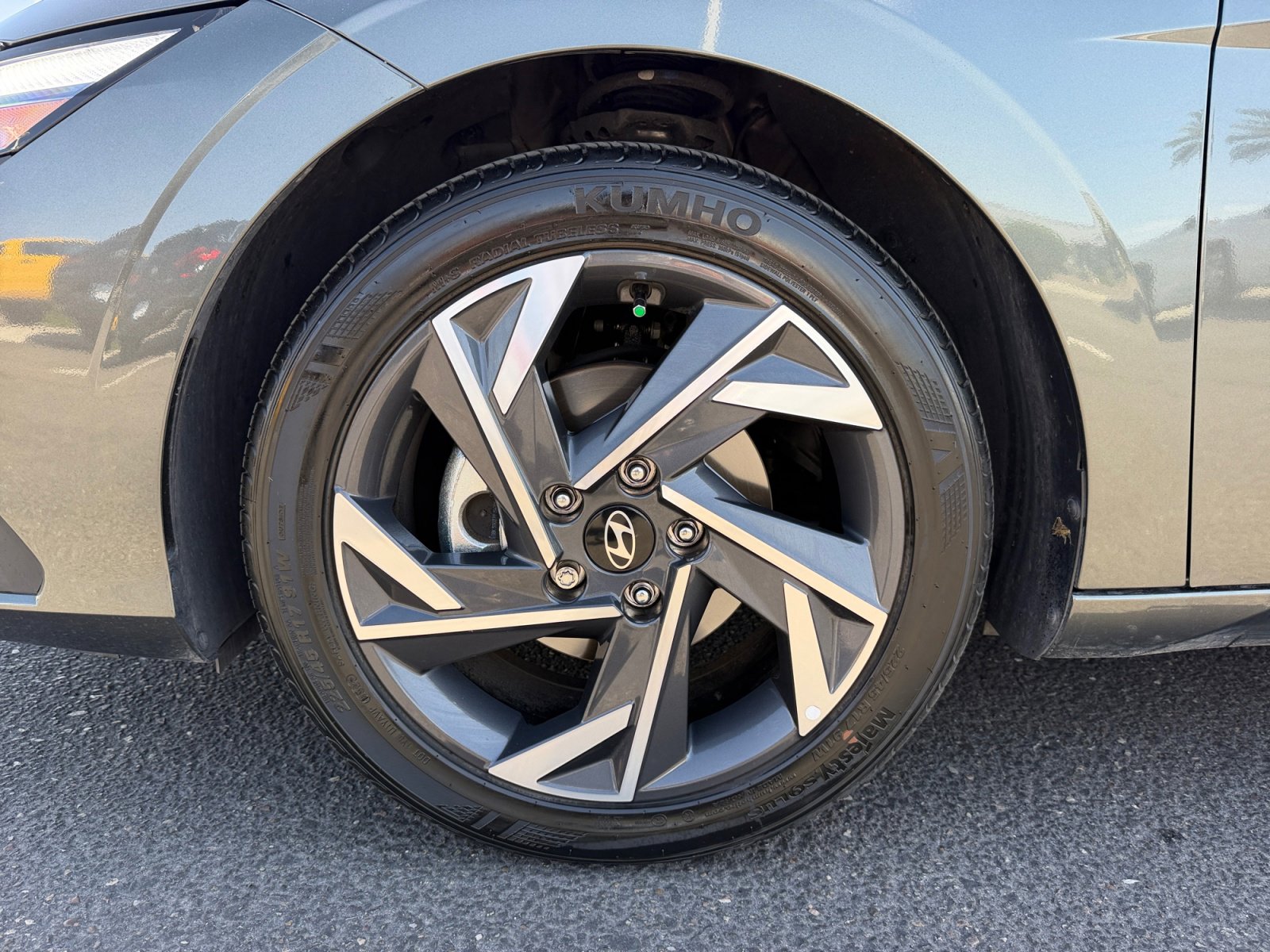 Certified 2025 Hyundai Elantra Sport FWD image 26
