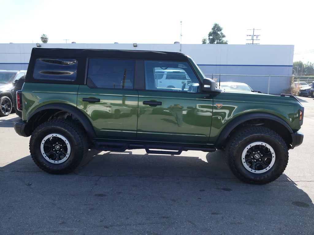 Used 2023 Ford Bronco Badlands w/ Sasquatch Package AWD/4WD image 2