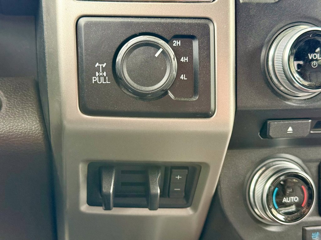 Used 2017 Ford F250 King Ranch w/ King Ranch Ultimate Package image 23