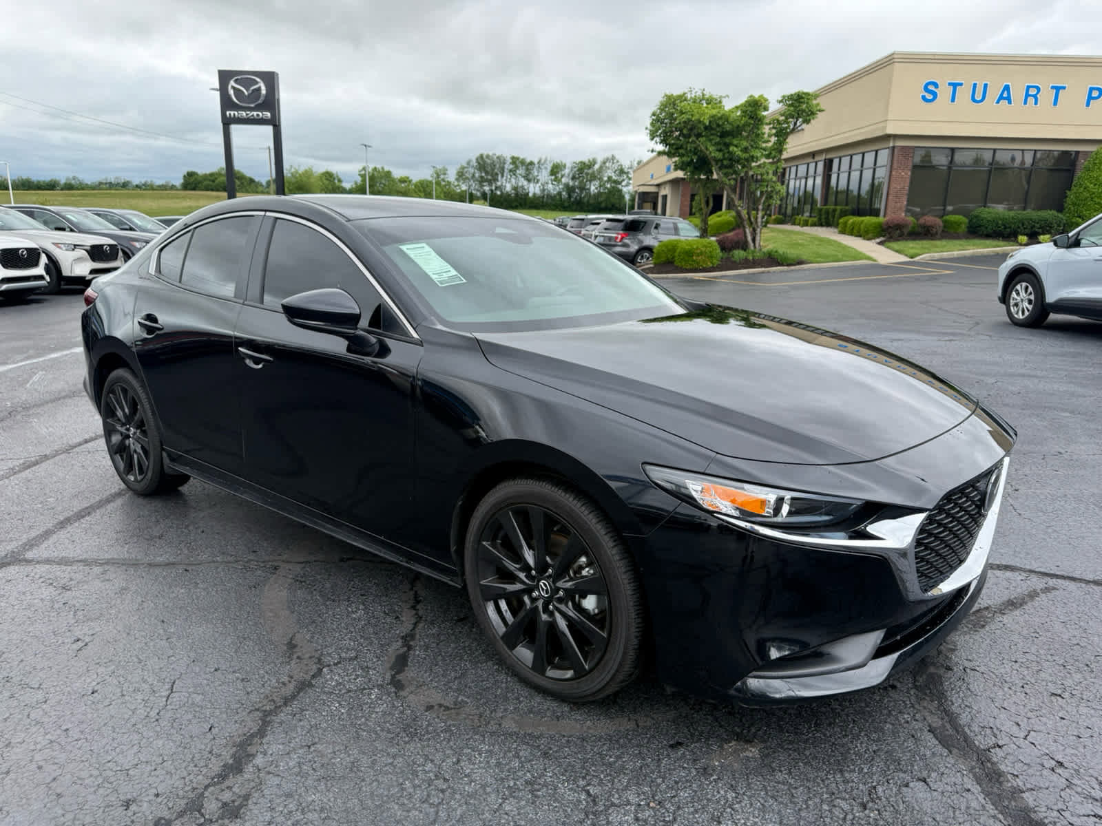 Used 2025 MAZDA MAZDA3 s FWD image 1