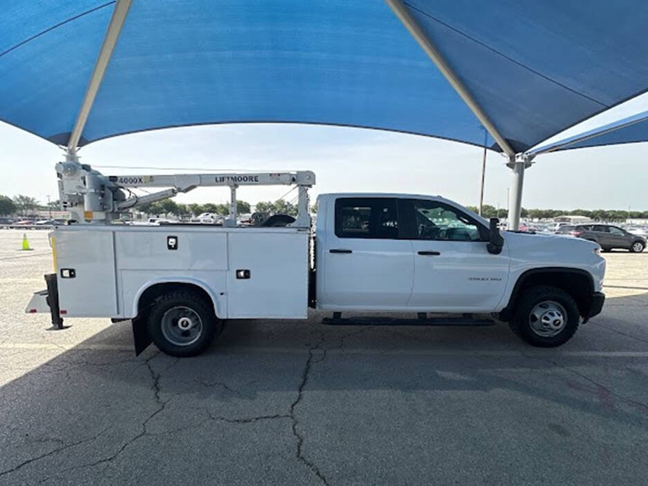 Used 2023 Chevrolet Silverado 3500 W/T w/ WT Convenience Package AWD/4WD image 11