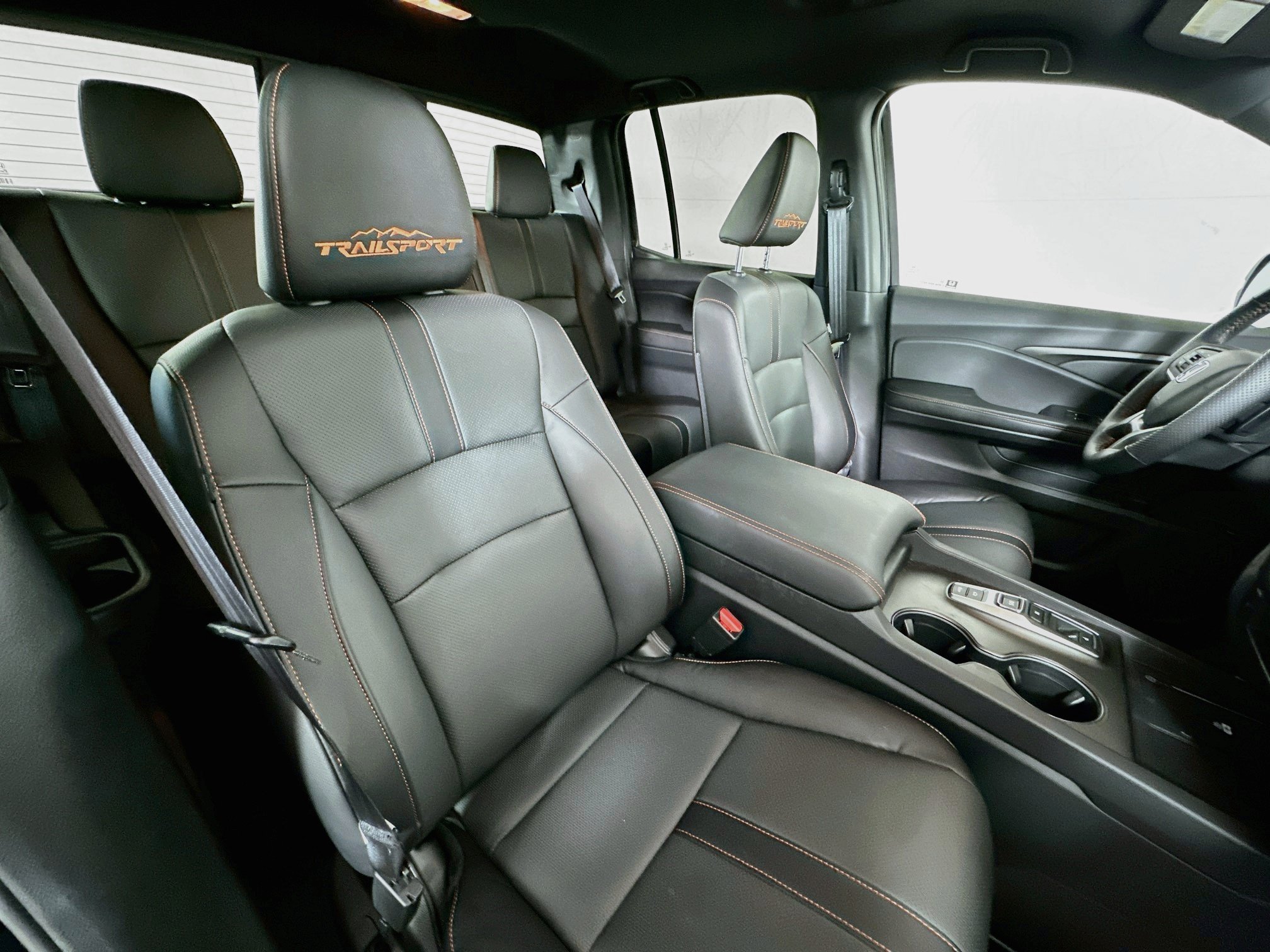 Used 2025 Honda Ridgeline TrailSport image 27
