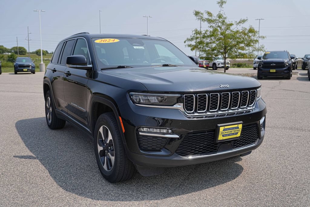 Used 2024 Jeep Grand Cherokee Limited 4xe AWD/4WD image 4