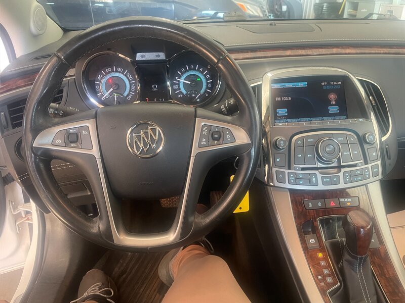 Used 2013 Buick LaCrosse Leather FWD image 8
