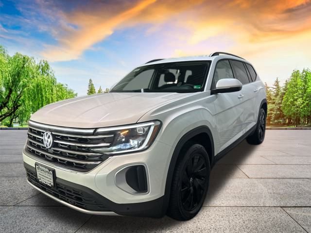 New 2026 Volkswagen Atlas SE image 8