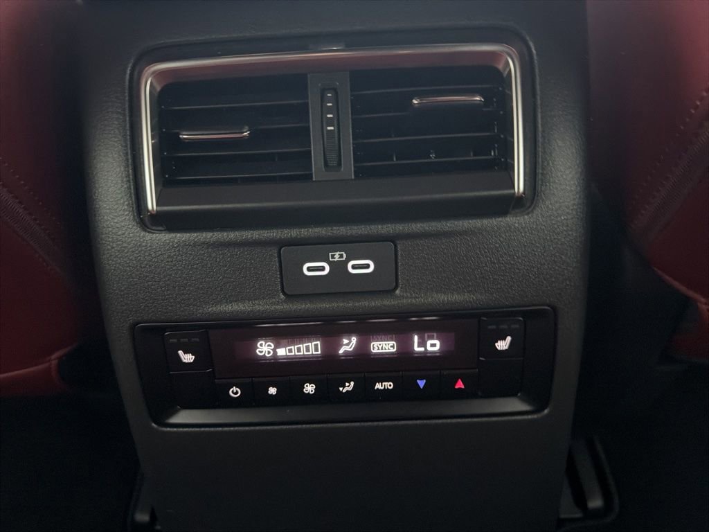 Used 2025 MAZDA CX-70 3.3 Turbo S w/ Premium Package image 17