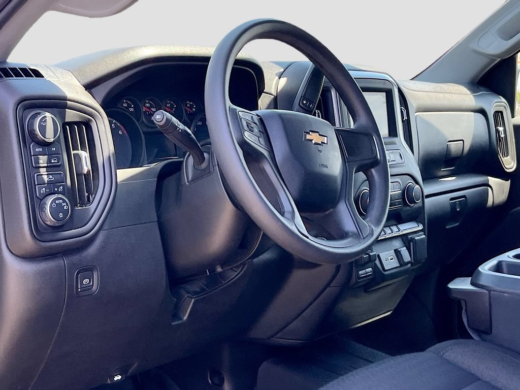 Used 2023 Chevrolet Silverado 1500 Custom w/ LPO, Dark Essentials Package AWD/4WD image 9