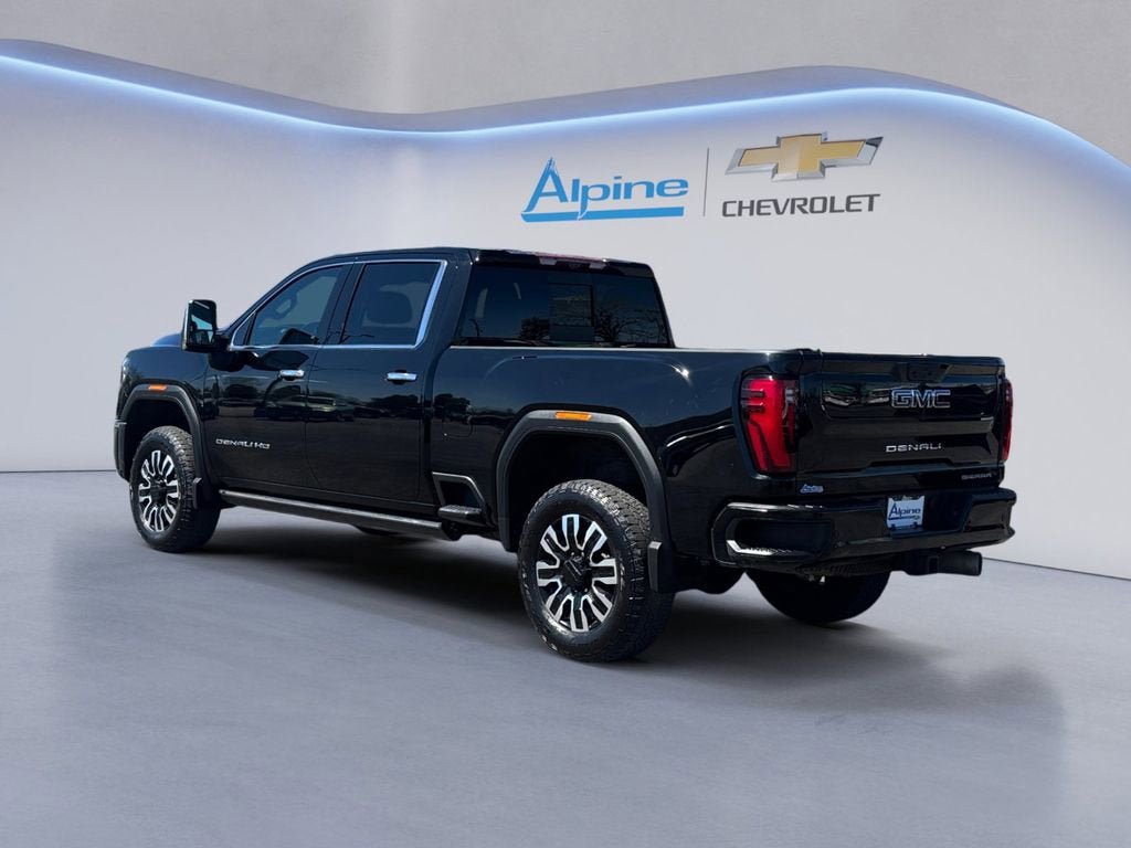 Used 2024 GMC Sierra 2500 Denali Ultimate image 3