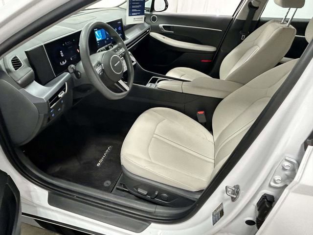 Certified 2025 Hyundai Sonata SEL FWD image 11