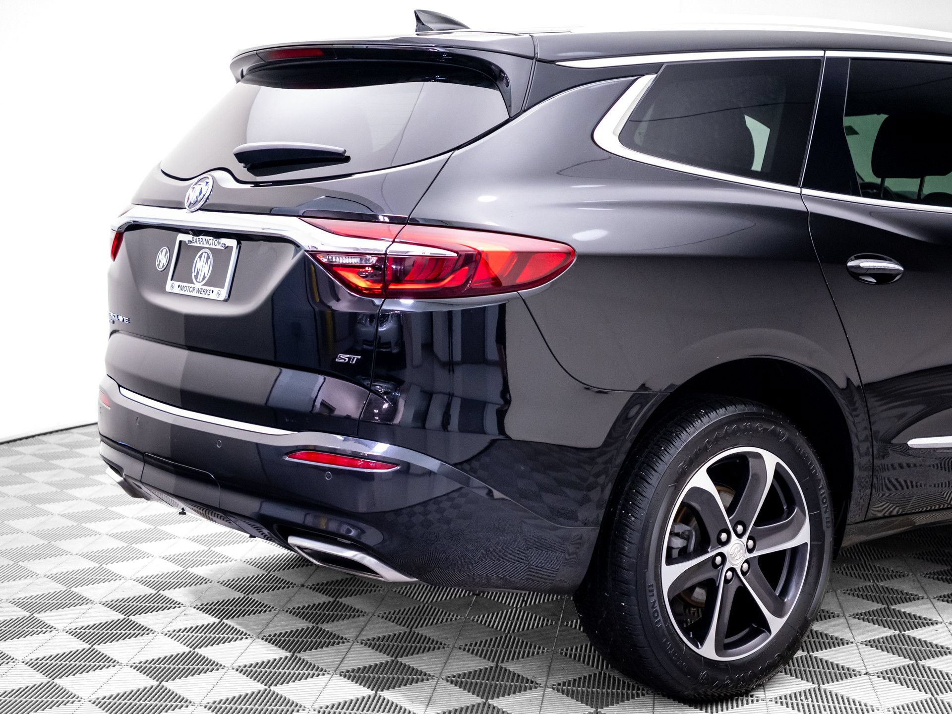 Used 2021 Buick Enclave Essence w/ Sport Touring Edition AWD/4WD image 33