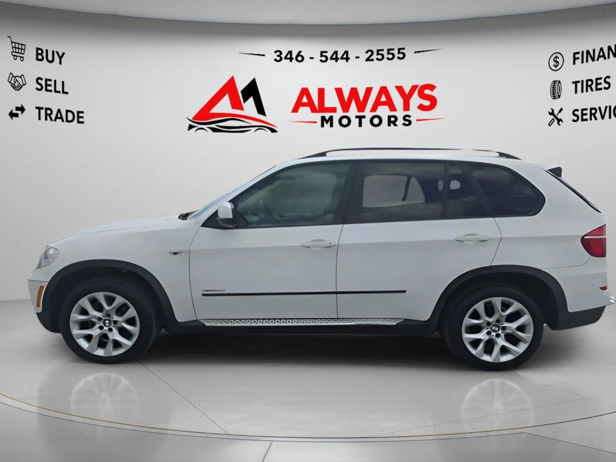 Used 2012 BMW X5 xDrive35i w/ Convenience Pkg AWD/4WD image 4