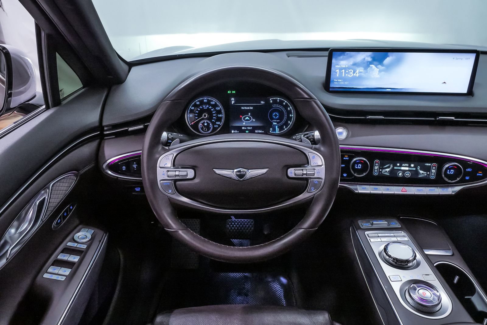 Certified 2023 Genesis GV70 2.5T Advanced w/ Advanced Package image 20