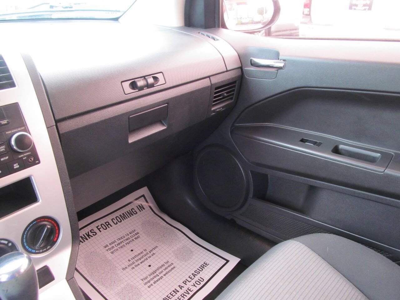 Used 2009 Dodge Caliber SXT FWD image 11