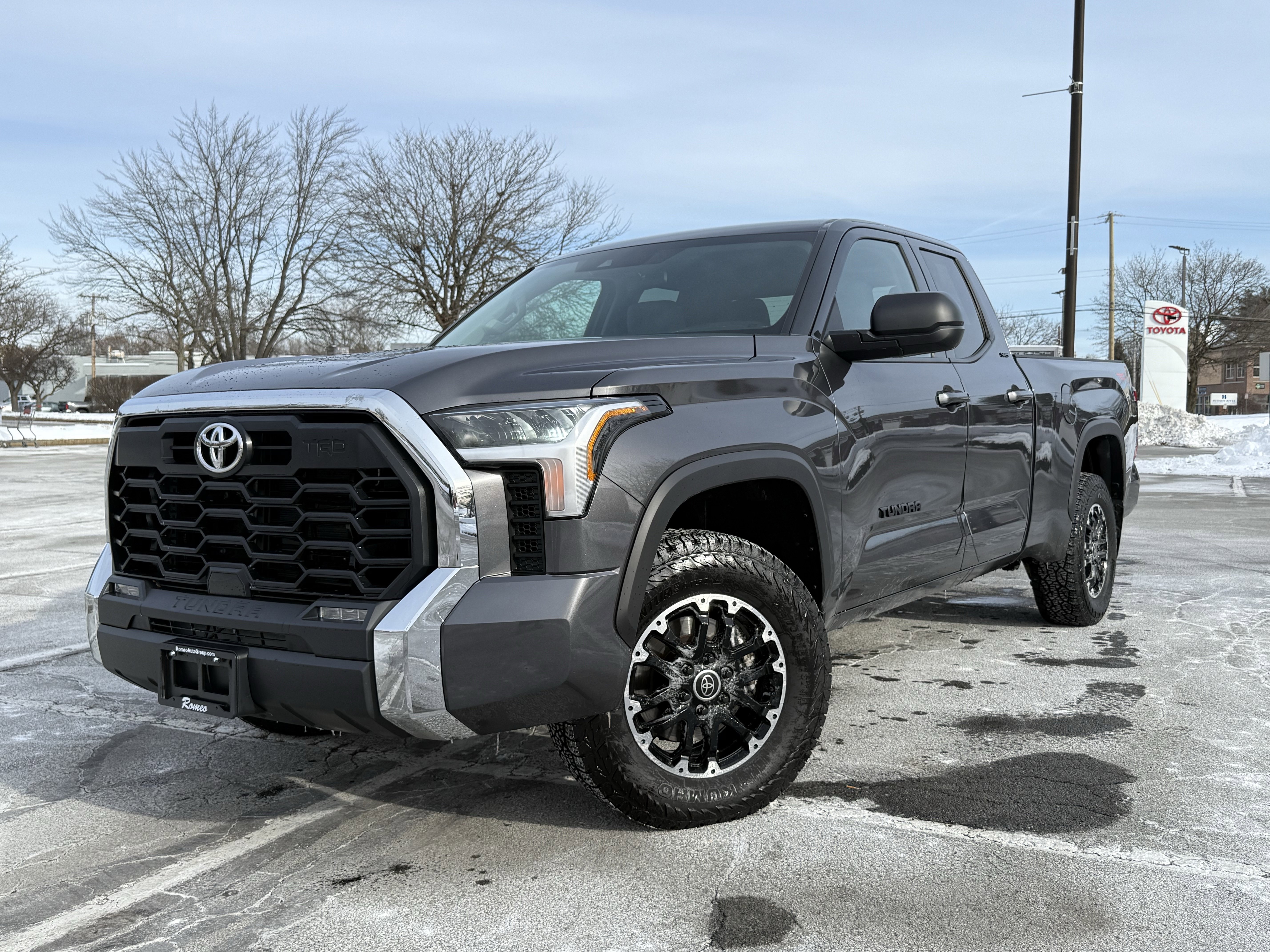 Used 2023 Toyota Tundra SR5 image 1