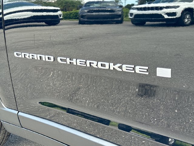 New 2026 Jeep Grand Cherokee Laredo X RWD image 19