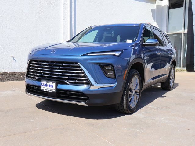 Certified 2025 Buick Enclave Preferred image 4