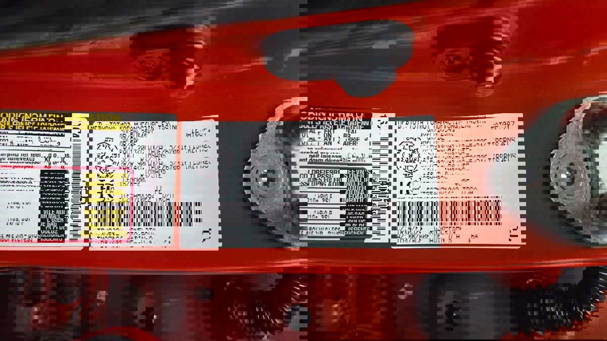 Used 2017 Toyota Tacoma TRD Off-Road image 34