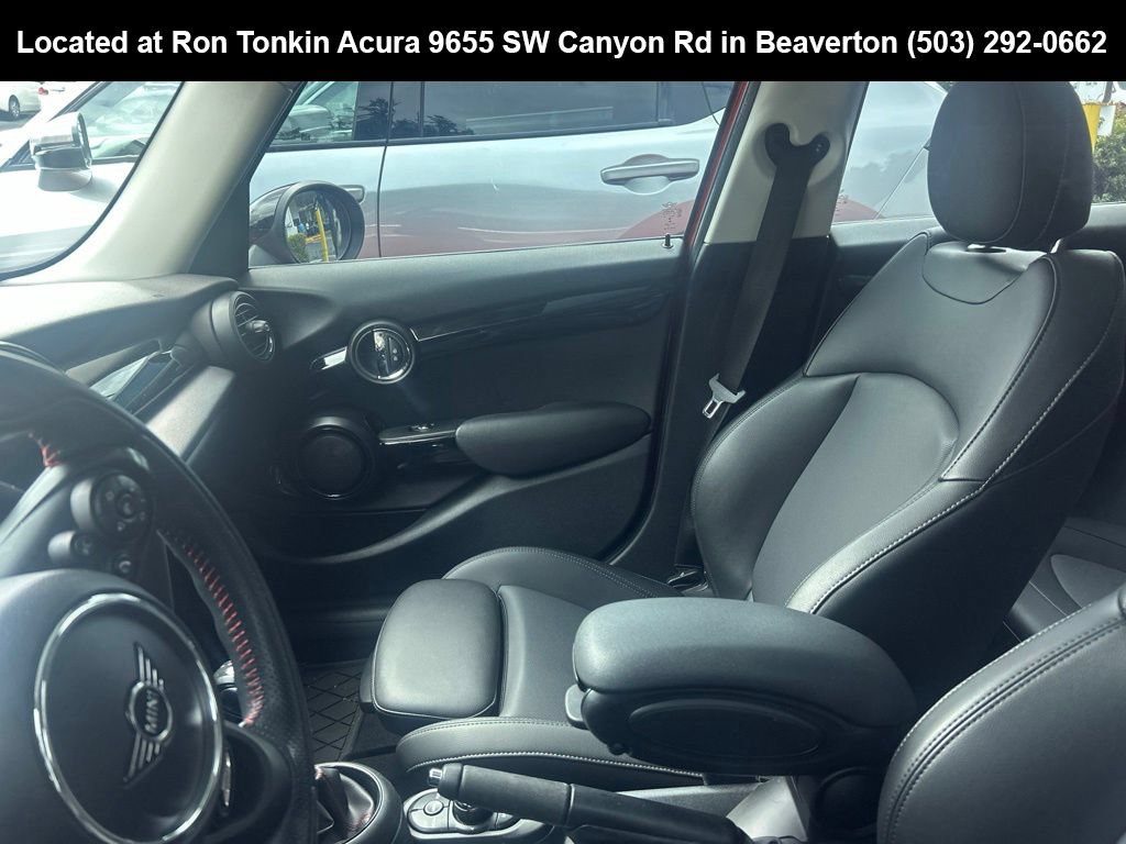 Used 2019 MINI Cooper S w/ Signature Upholstery Package FWD image 11