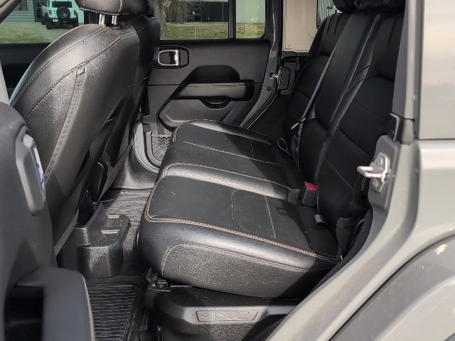 Used 2021 Jeep Wrangler Unlimited Sahara w/ Cold Weather Group image 19