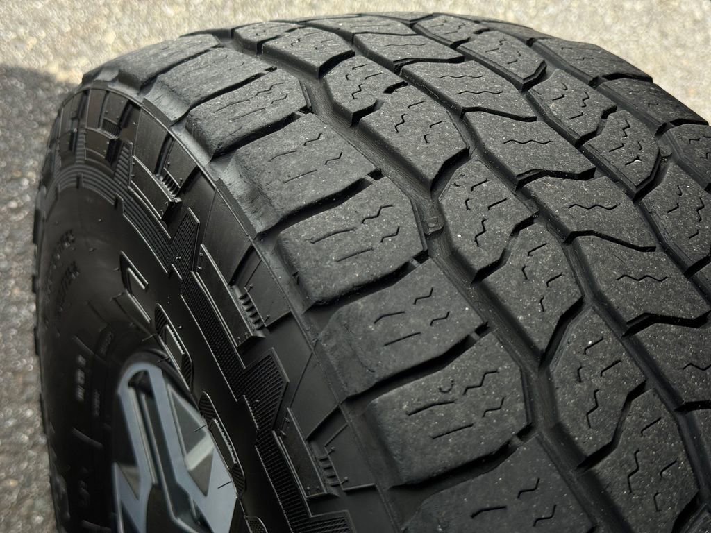 Used 2020 Toyota Tacoma TRD Off-Road w/ Technology Package AWD/4WD image 26